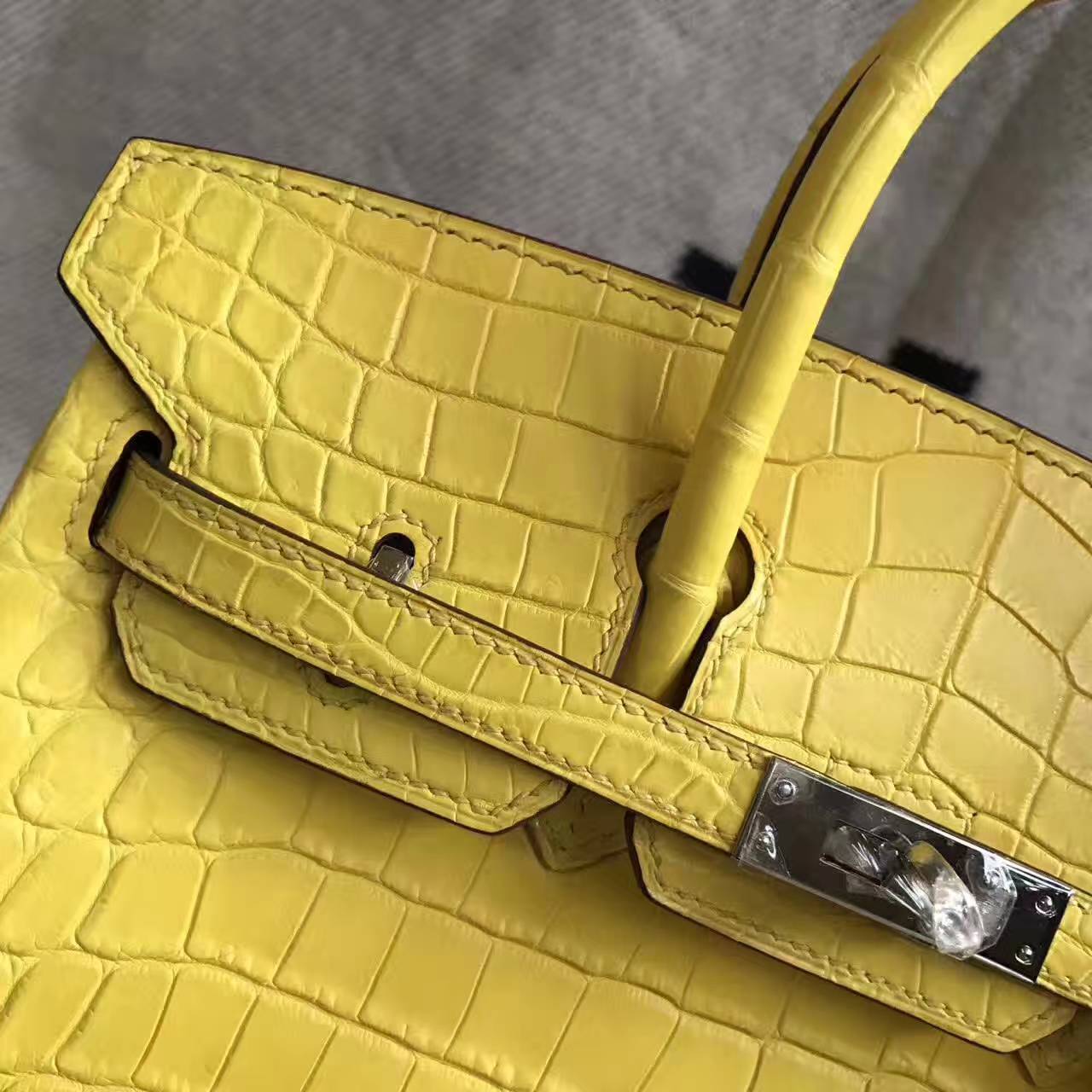 エルメスニュープラチナバッグエルメス9RレモンイエローマットクロコダイルレザーBirkin25プラチナバッグ