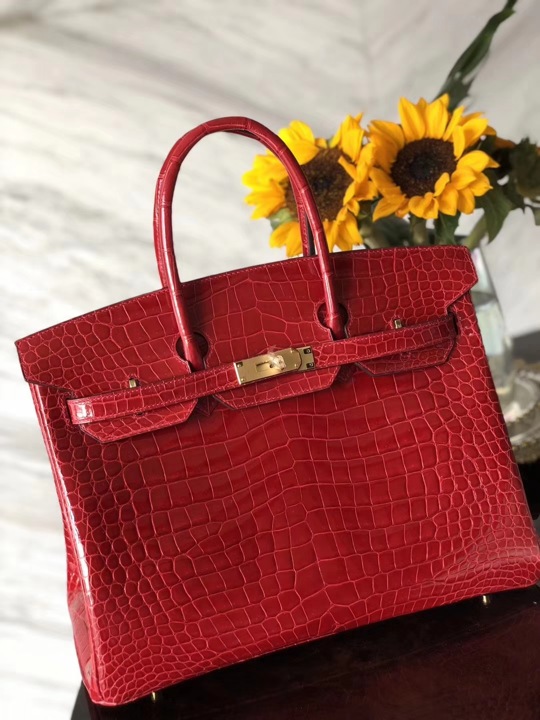 エルメスバッグ公式サイトエルメスCK95フェラーリレッドシャイニークロコダイルレザープラチナバッグBirkin35CMゴールドバックル