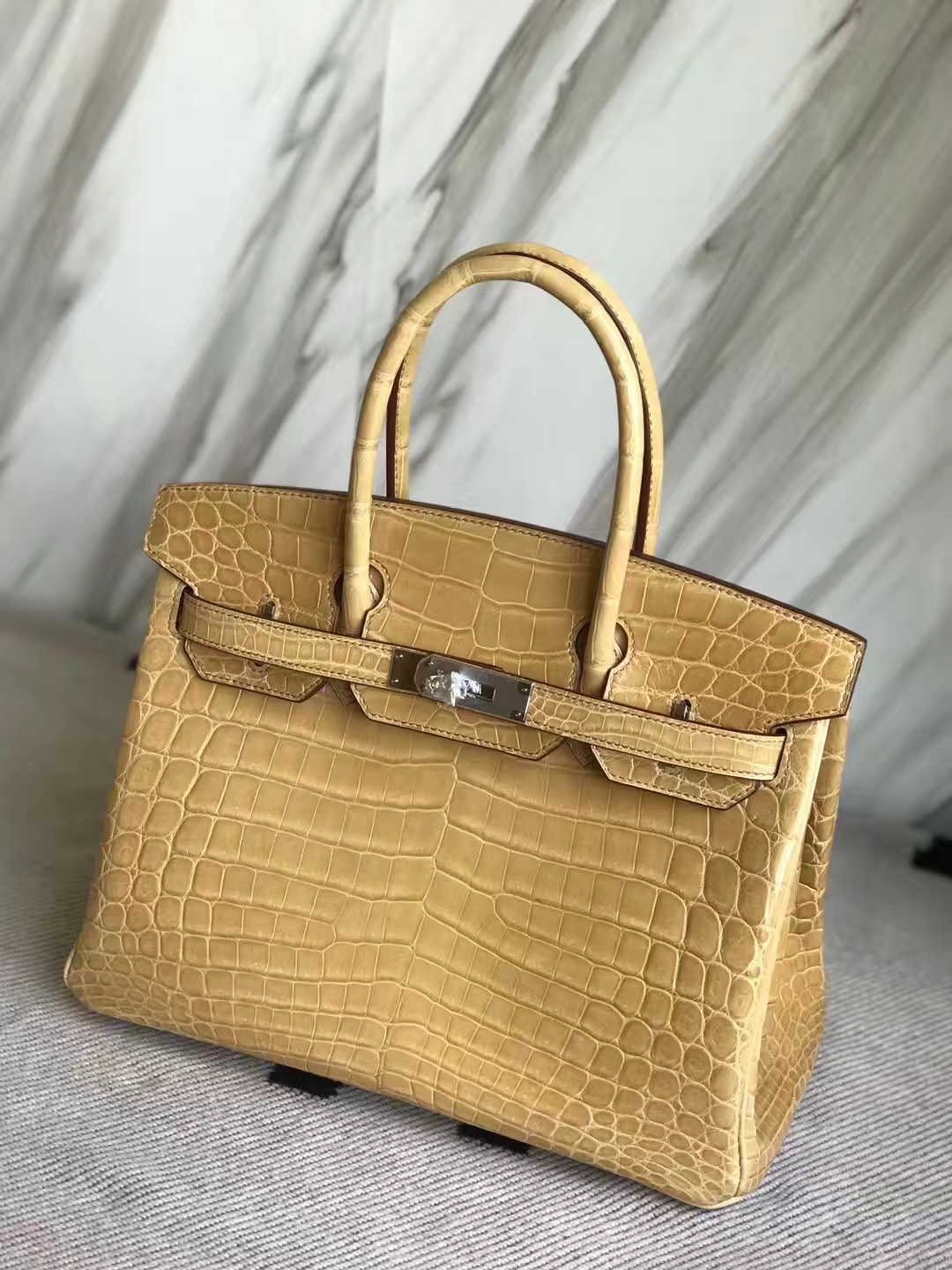 エルメスバーキンレディースバッグエルメスシャイニークロコダイルレザーBirkin30プラチナバッグ1Cアプリコットシルバーバックル