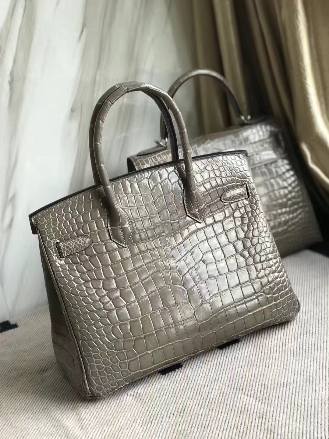 エルメスバーキンバッグエルメスシャイニークロコダイルレザーC81ターコイズグレープラチナバッグBirkin30CMゴールドバックル