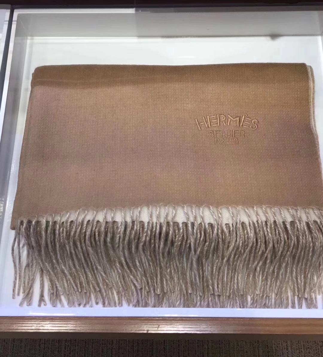 エルメススカーフ価格エルメストップカシミヤハイエンドスカーフ71*210cmキャメル