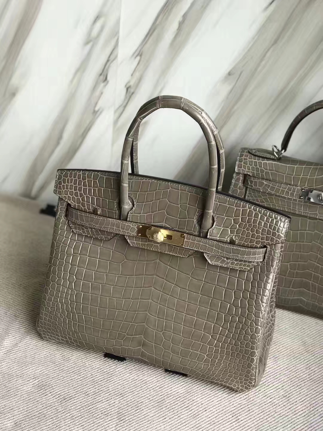 エルメスバーキンバッグエルメスシャイニークロコダイルレザーC81ターコイズグレープラチナバッグBirkin30CMゴールドバックル