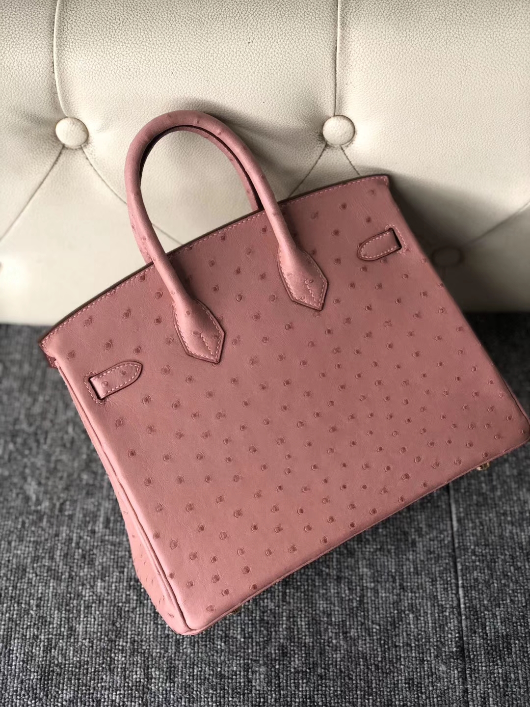 スポットエルメスプラチナバッグ価格エルメストップKKオーストリッチレザーBirkin25CMCC94セラミックパウダーゴールドバックル