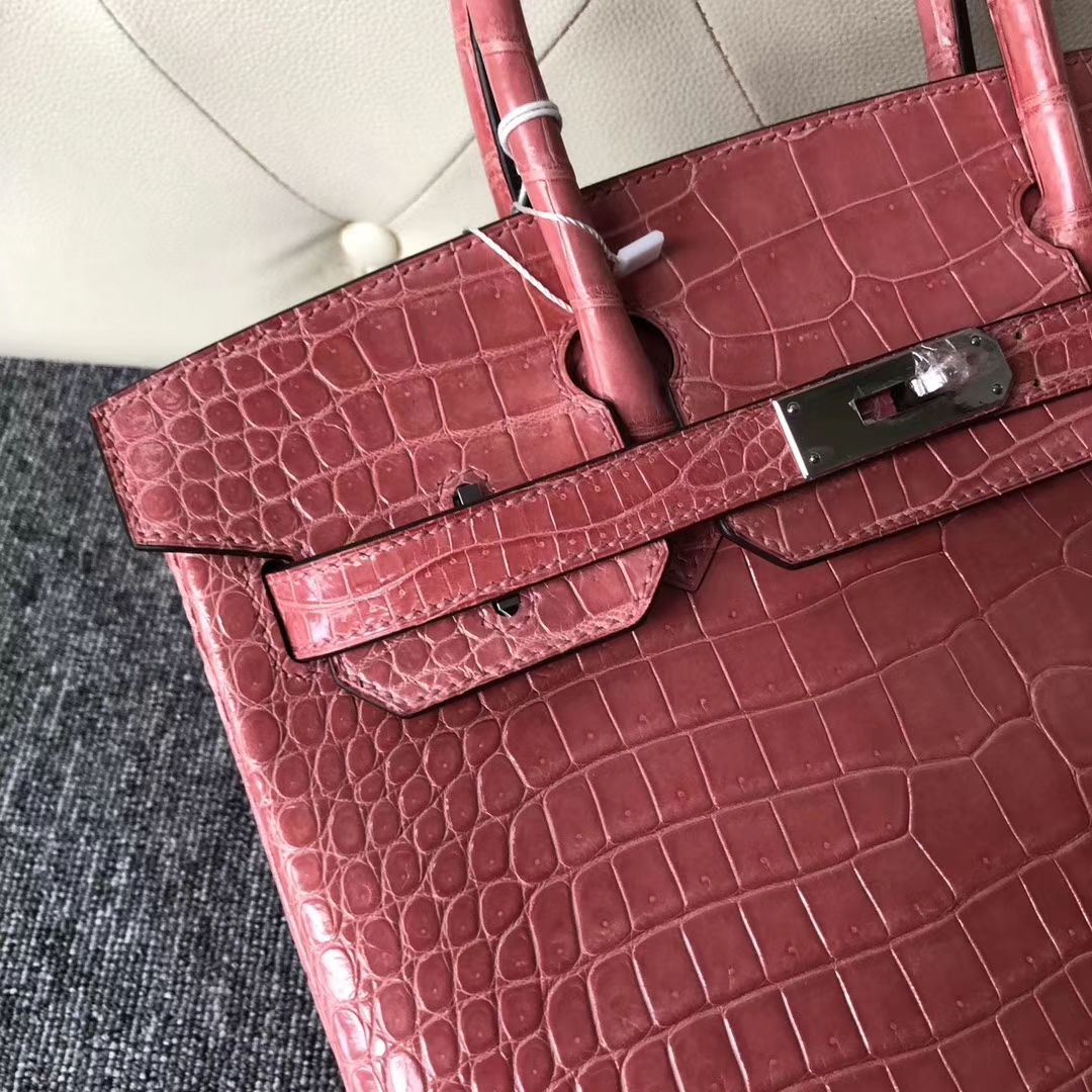 スポットエルメスプラチナバッグサイズエルメス輸入光沢クロコダイルレザーBirkin30CML5ロブスターパウダーシルバーバックル