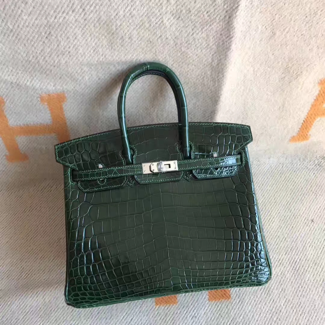 エルメスバッグ卸売エルメスCK67エメラルド光沢のあるクロコダイルレザーBirkin25プラチナシルバーバックル