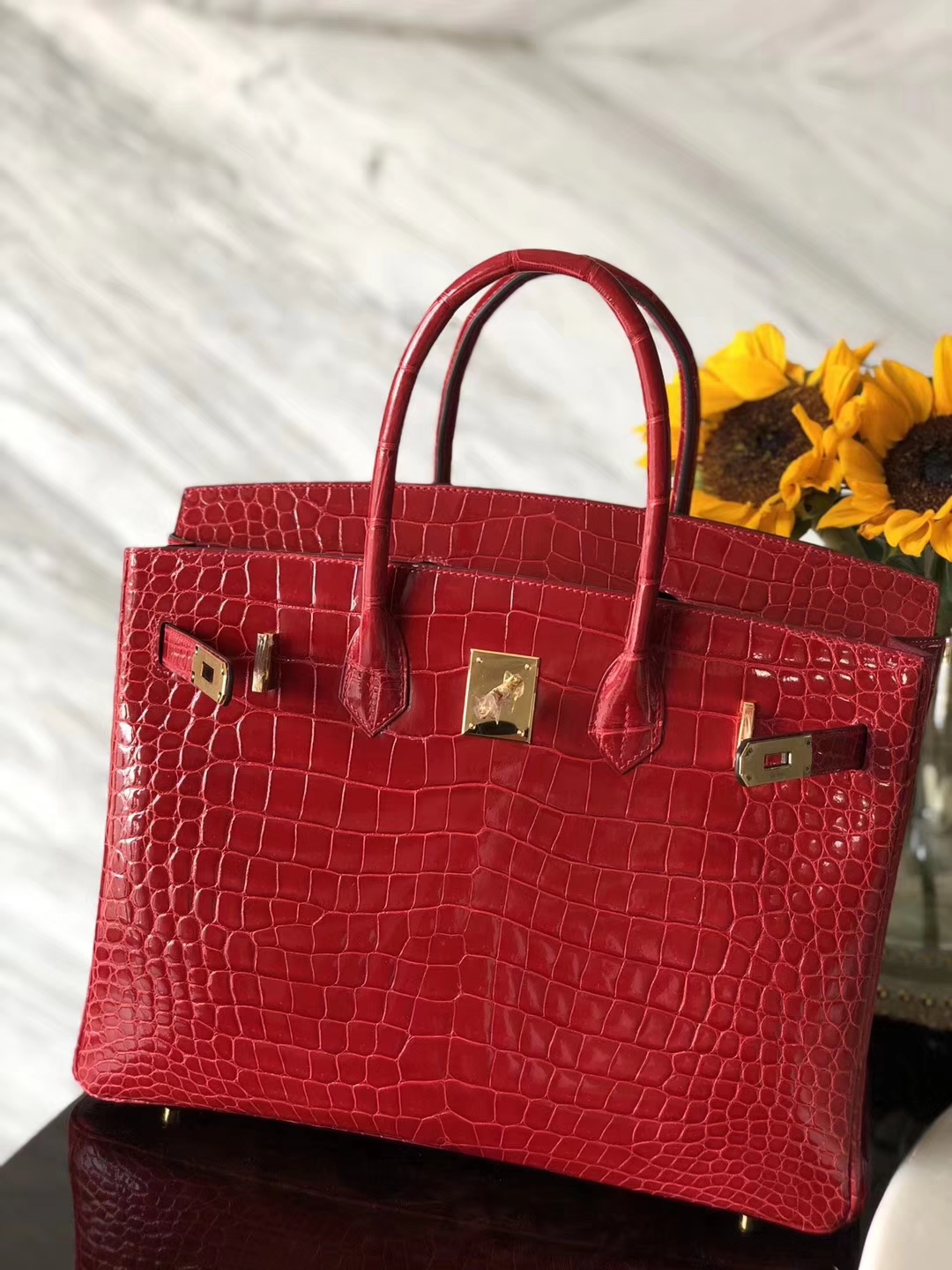 エルメスバッグ公式サイトエルメスCK95フェラーリレッドシャイニークロコダイルレザープラチナバッグBirkin35CMゴールドバックル