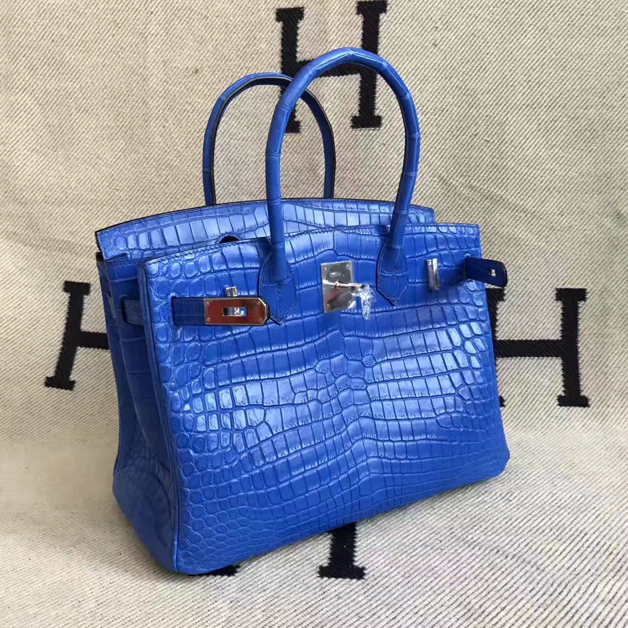 エルメスバッグ公式サイトエルメスプラチナバッグBirkin30cm7Tエレクトリックブルーマットツーポイントクロコダイルレザー