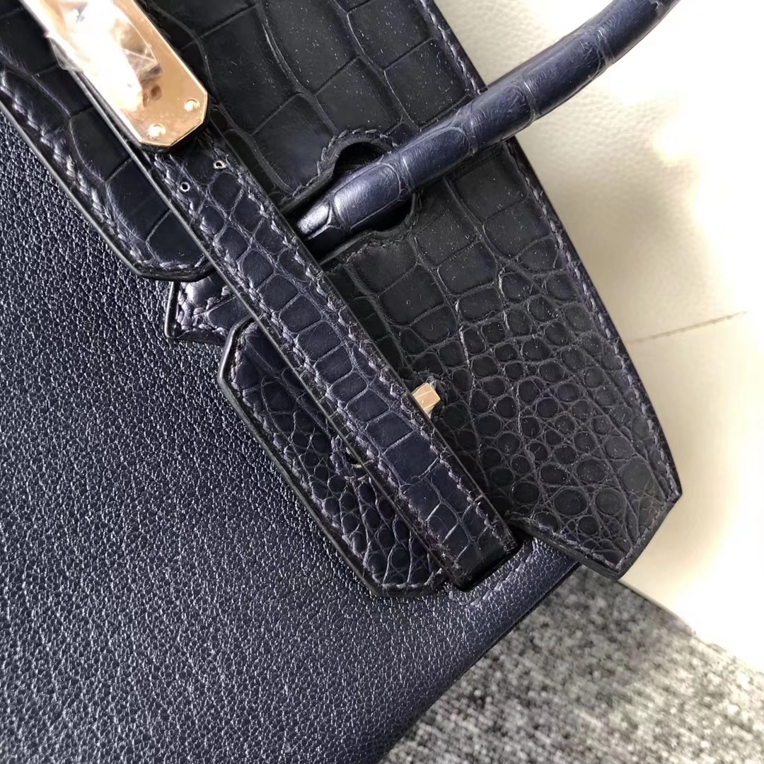 スポットエルメスタッチシリーズプラチナバッグエルメスディープシーブルークロコダイルレザーとヤギレザーBirkin25CMローズゴールドバックル