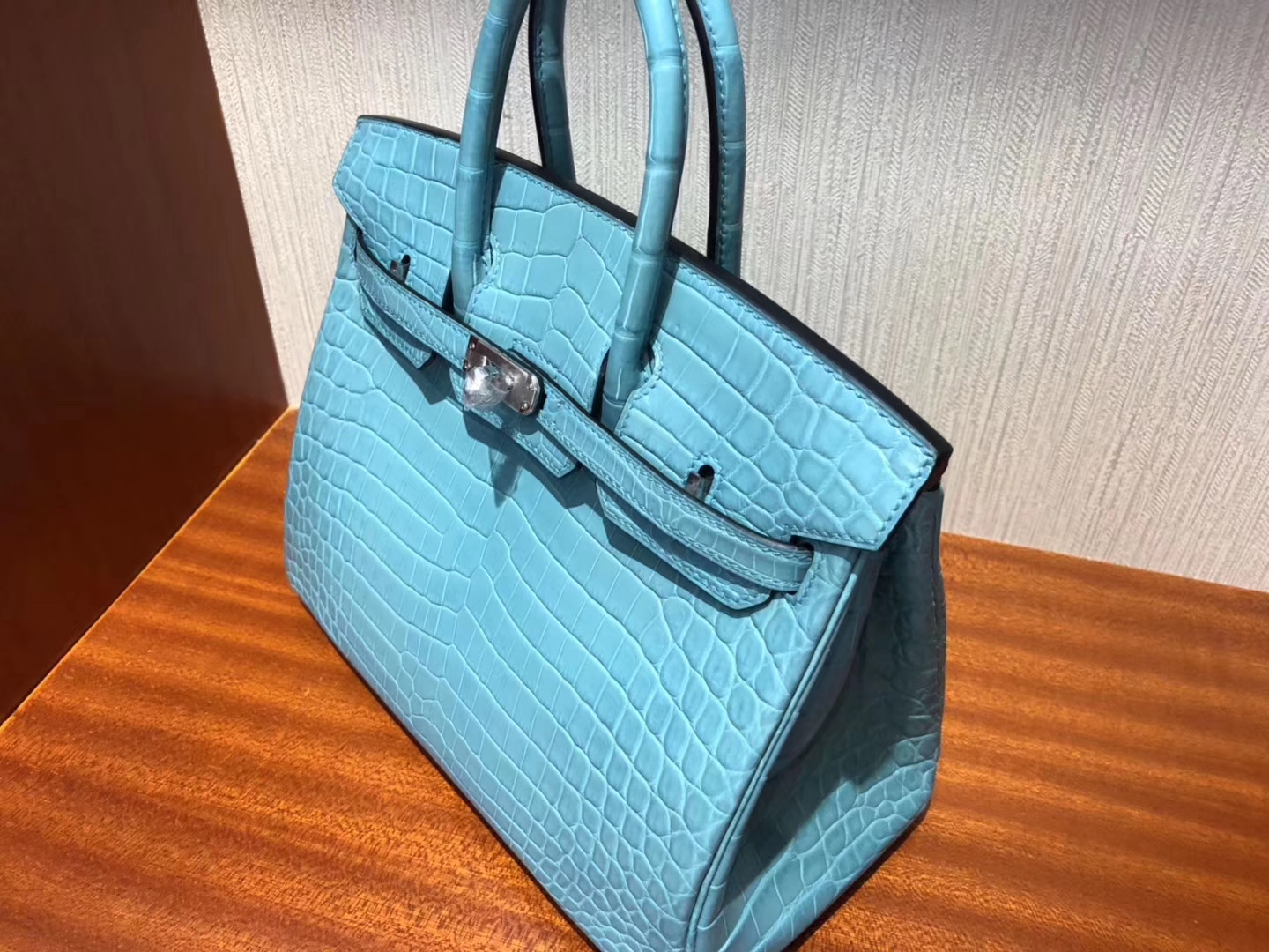 スポットエルメスクロコダイルレザーレディースバッグエルメス輸入マットクロコダイルレザーBirkin25プラチナバッグ3Zセントシルブルーシルバーバックル