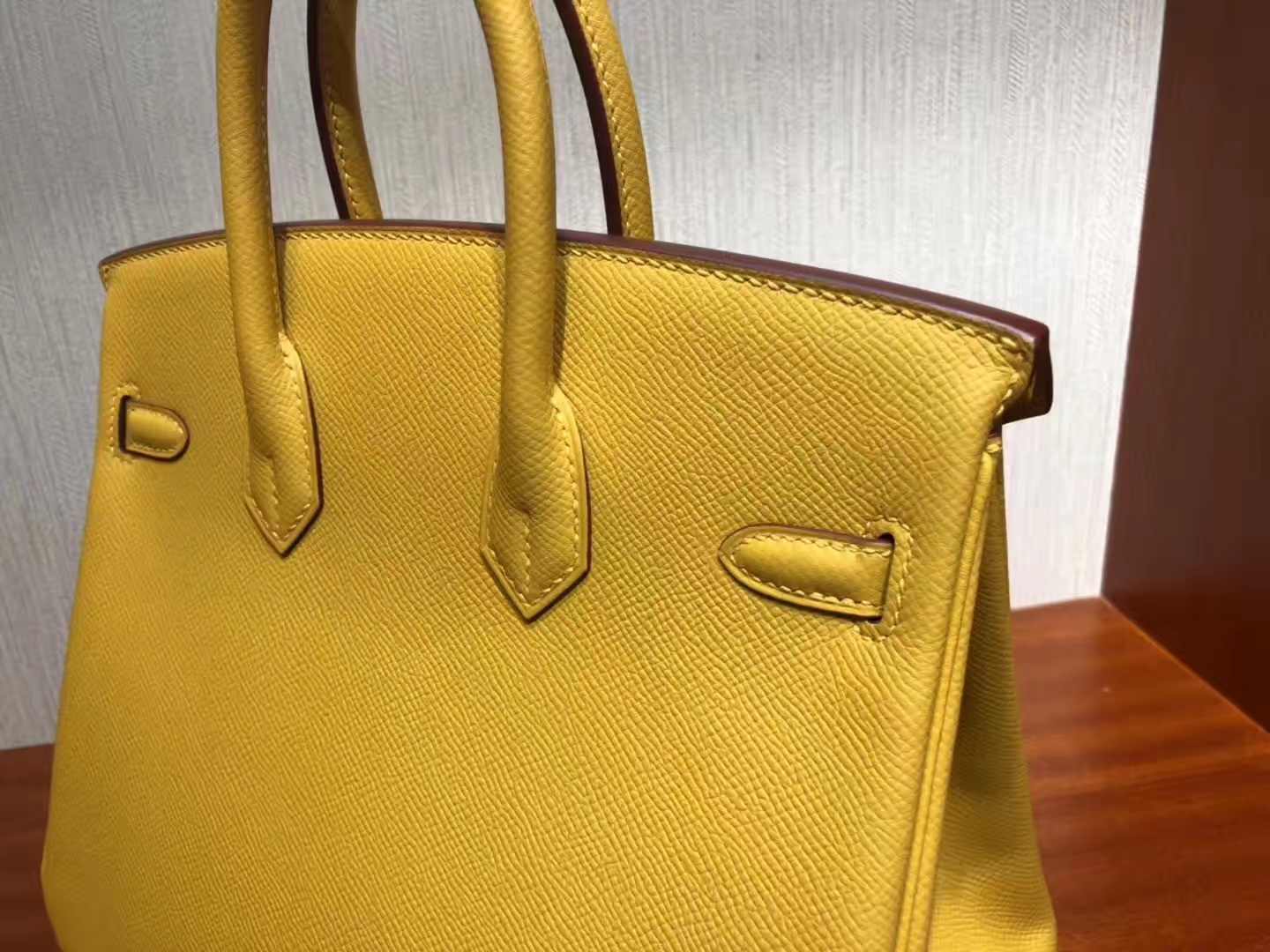 エルメスバッグ卸売エルメスオリジナルパームグレイン牛革Birkin25プラチナバッグ9Dアンバーイエローシルバーバックル