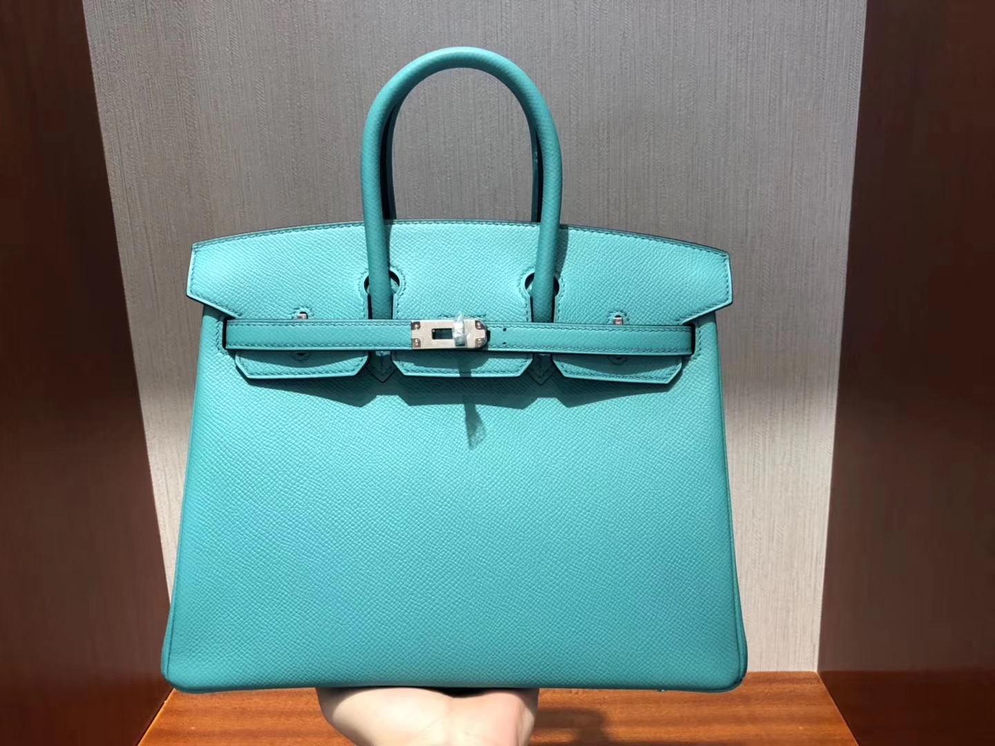 スポットエルメスバッグ価格エルメス最新カラーU1ヴェローナグリーンエプソムレザープラチナバッグBirkin25CMゴールドバックル