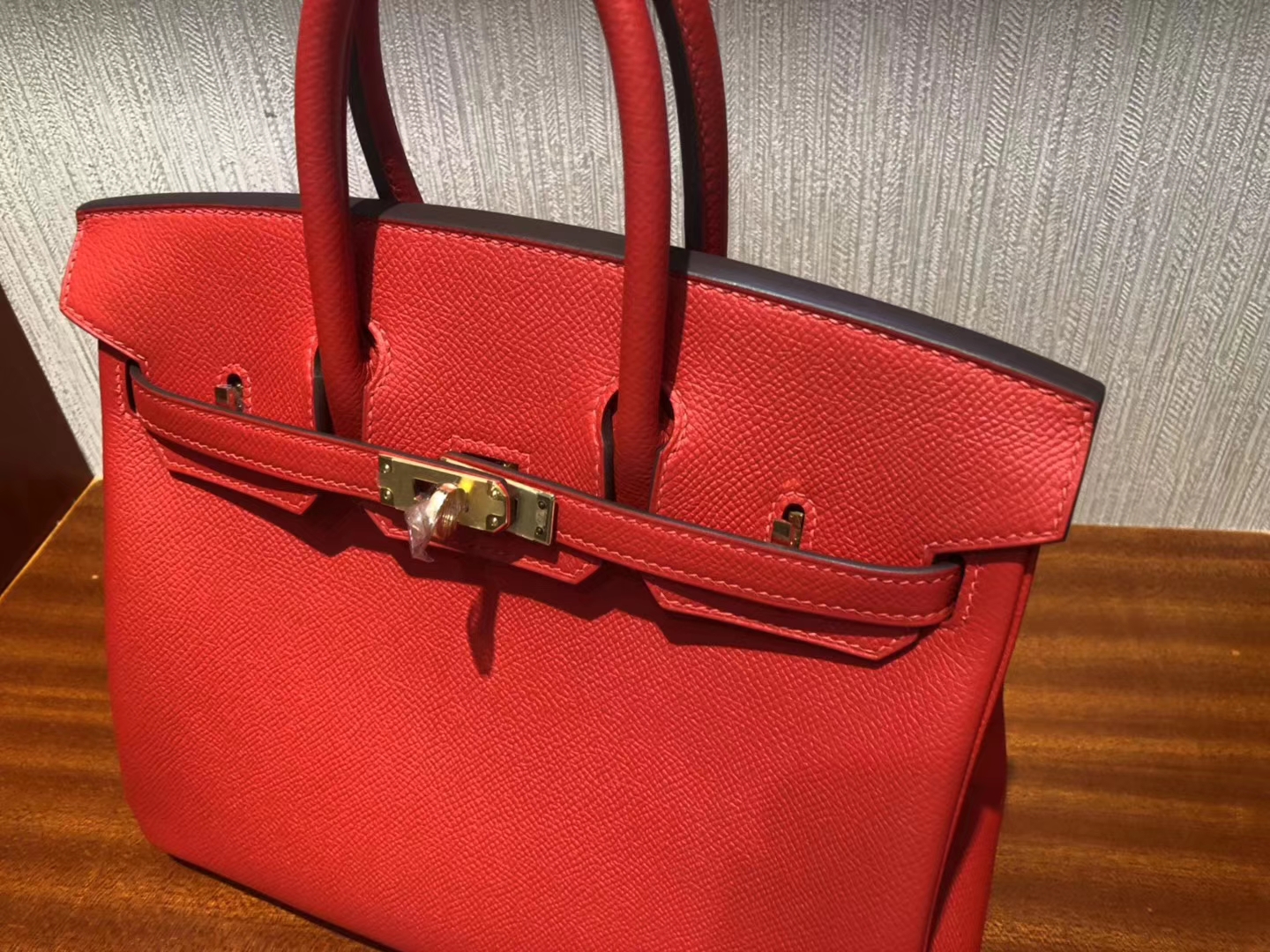 スポットエルメスプラチナバッグエルメス2019最新カラーS3ハートレッドエプソムレザーBirkin25CMゴールドバックル