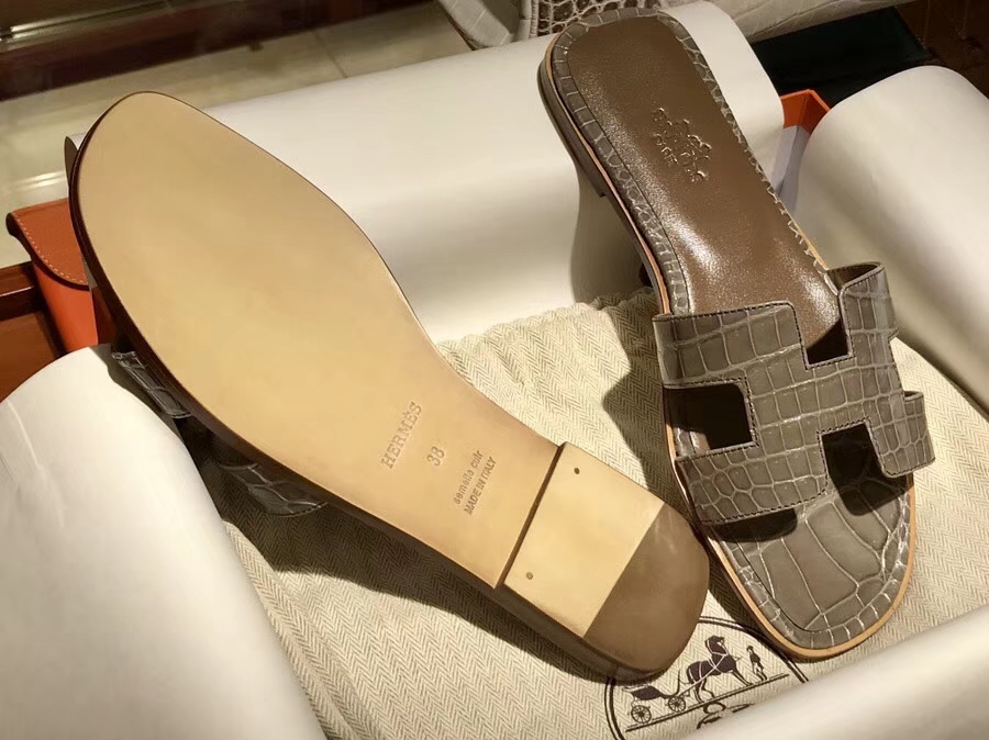 エルメスサンダルエルメスエレファントグレー輸入クロコダイルレザーレディーススリッパ35-41-hermes.earth エルメスサンダルエルメスエレファントグレー輸入クロコダイルレザーレディーススリッパ35-41