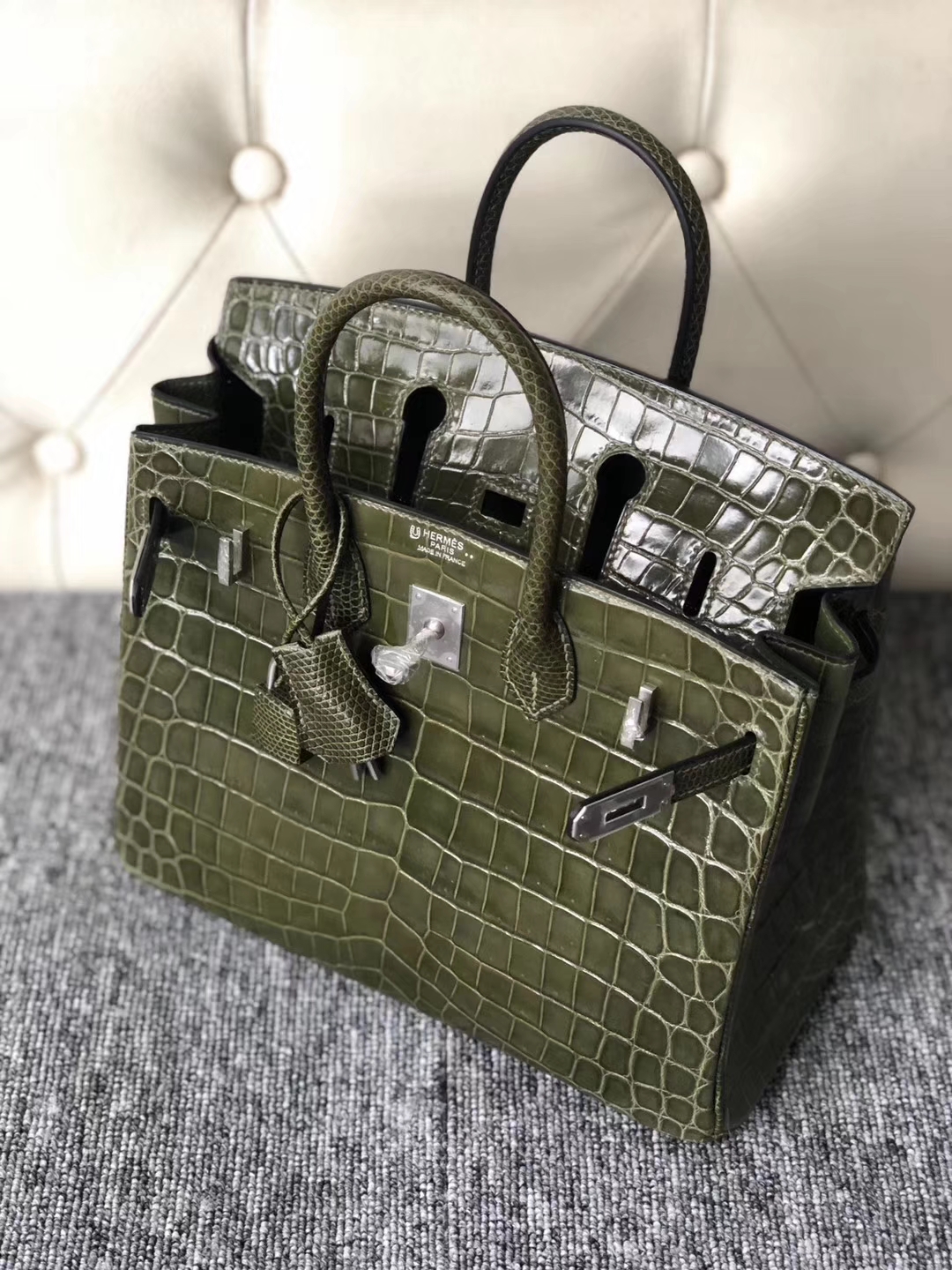 カスタムエルメスクロコダイルレザーとトカゲの皮プラチナバッグエルメスBirkin25CM6Hオリーブグリーンシルバーバックル