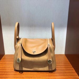 リンディ展示｜エルメスリンディ26CMエルメスゴールデンブラウンスエード、スウィフトレザーリンディバッグゴールドバックル