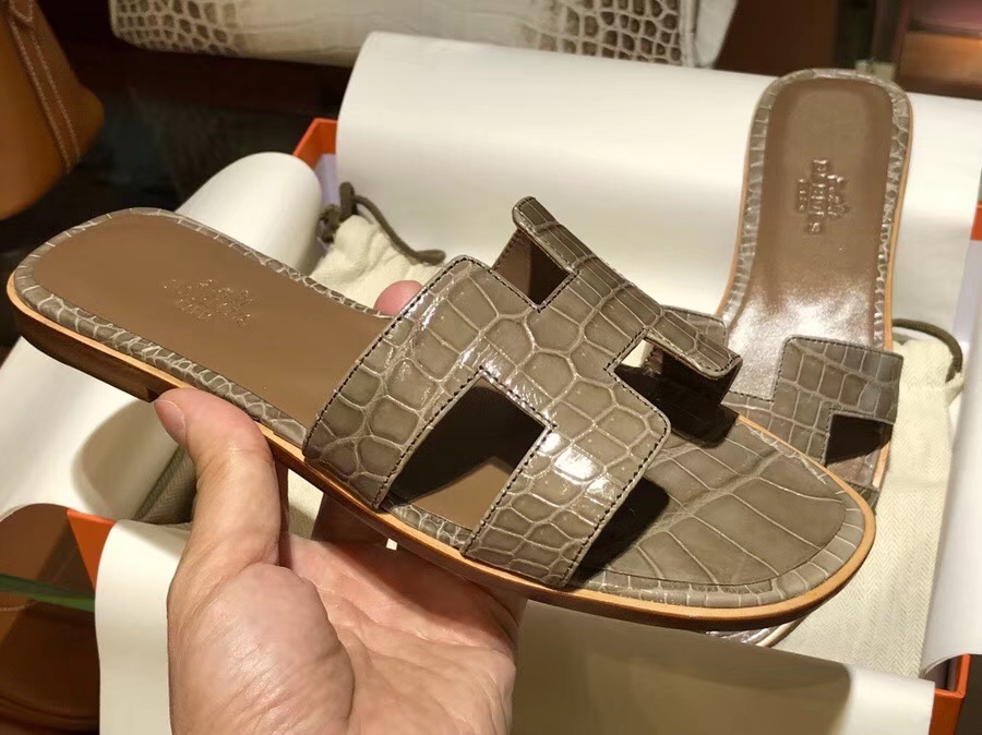 エルメスサンダルエルメスエレファントグレー輸入クロコダイルレザーレディーススリッパ35-41-hermes.earth エルメスサンダルエルメスエレファントグレー輸入クロコダイルレザーレディーススリッパ35-41