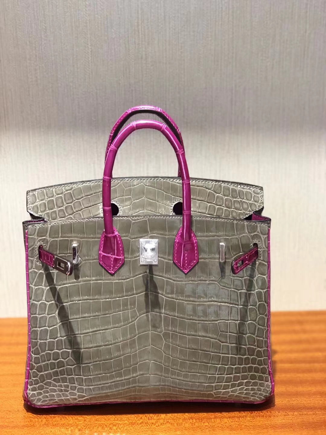 エルメスカラーマッチングプラチナバッグBirkin25CMCK81タートルドーブグレー/J5アラビアンナイトピンクパープルシャイニークロコダイルレザー