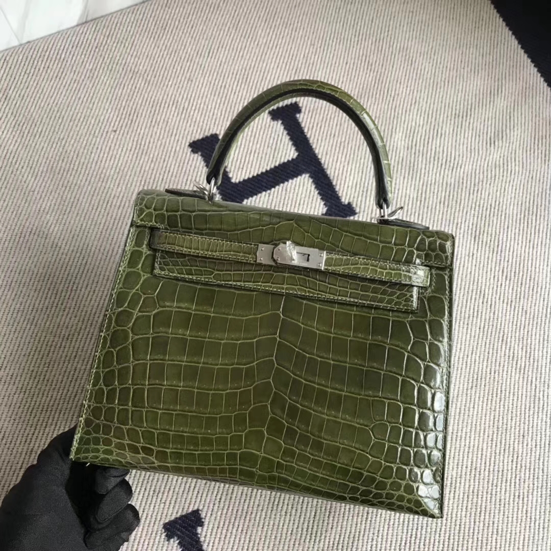 スポットエルメスバッグ価格エルメス光沢のあるクロコダイルスキンケリーバッグKelly25CM6Hオリーブグリーンシルバーバックル