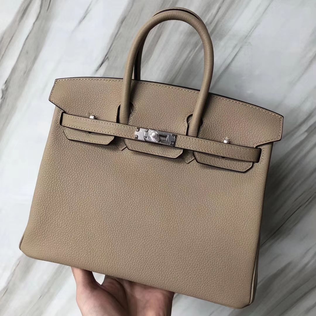 スポットエルメスプラチナバッグ価格エルメスオリジナルカーフスキンプラチナバッグBirkin25CMS2ウィンドブレーカーグレーシルバーバックル