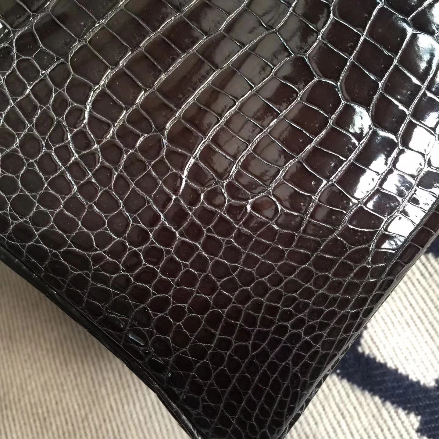 エルメスバーキンバッグエルメスCK88グラファイトグレーシャイニークロコダイルレザーバーキン30cmシルバーバックル-hermes.earth エルメスバーキンバッグエルメスCK88グラファイトグレーシャイニークロコダイルレザーバーキン30cmシルバーバックル