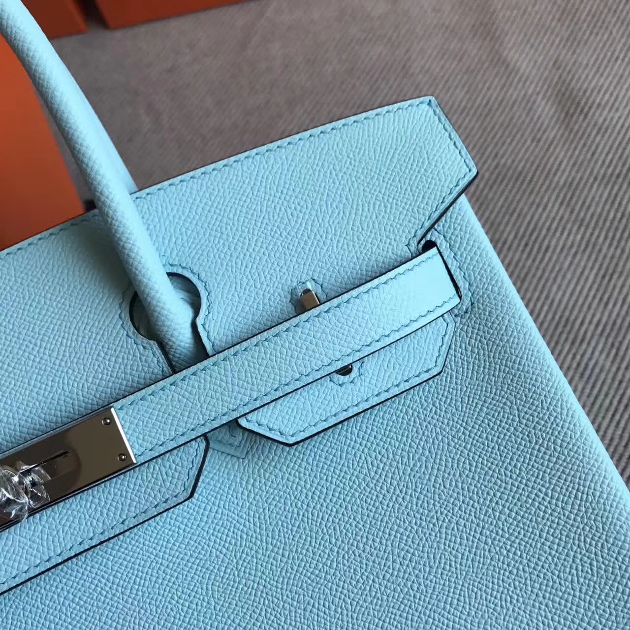 エルメスニューレディースバッグエルメス3PマカロンブルーオリジナルエプソムレザーBirkin30プラチナバッグシルバーバックル