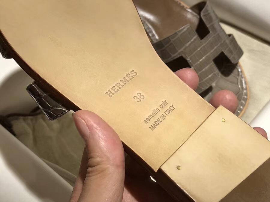 エルメスサンダルエルメスエレファントグレー輸入クロコダイルレザーレディーススリッパ35-41-hermes.earth エルメスサンダルエルメスエレファントグレー輸入クロコダイルレザーレディーススリッパ35-41