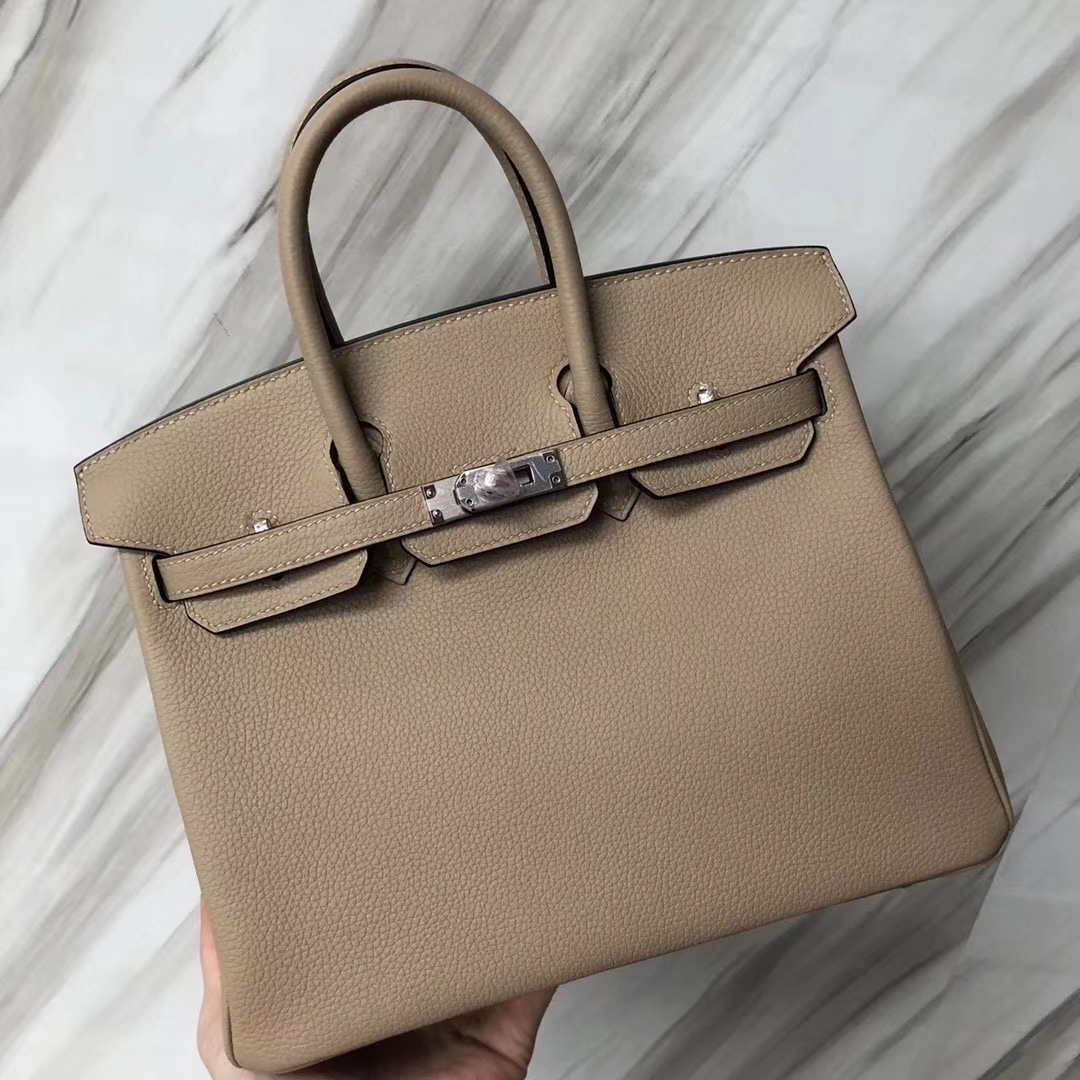 スポットエルメスプラチナバッグ価格エルメスオリジナルカーフスキンプラチナバッグBirkin25CMS2ウィンドブレーカーグレーシルバーバックル