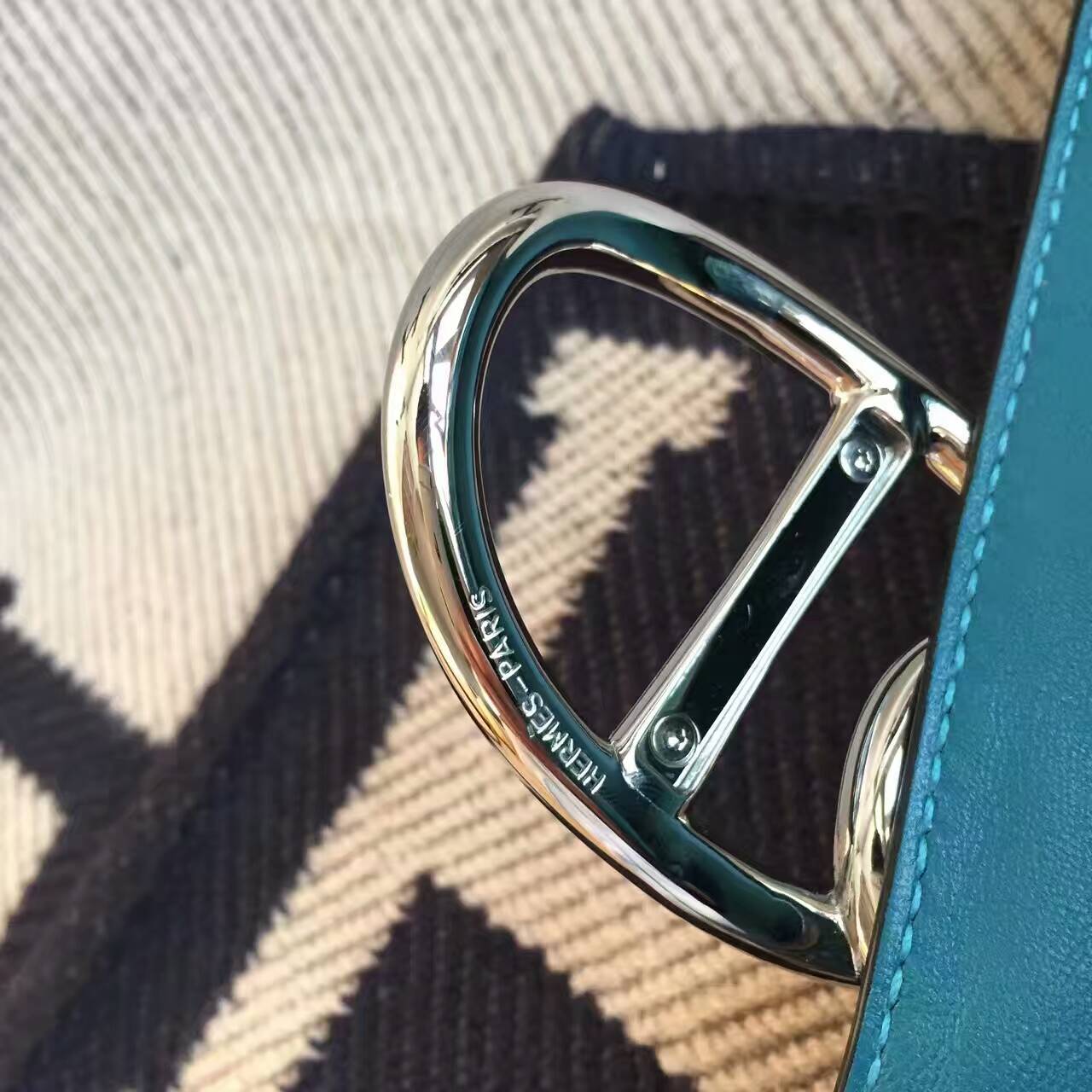 エルメスエルメスの新しいレディースバッグは、光沢のあるクロコダイルレザーのブタの鼻のハンドバッグを輸入しました7Wイズミールブルー-hermes.earth エルメスエルメスの新しいレディースバッグは、光沢のあるクロコダイルレザーのブタの鼻のハンドバッグを輸入しました7Wイズミールブルー