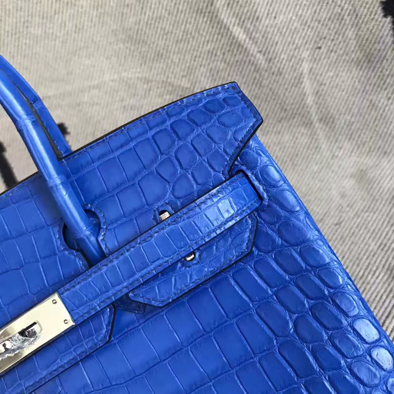 エルメスバッグ公式サイトエルメスプラチナバッグBirkin30cm7Tエレクトリックブルーマットツーポイントクロコダイルレザー