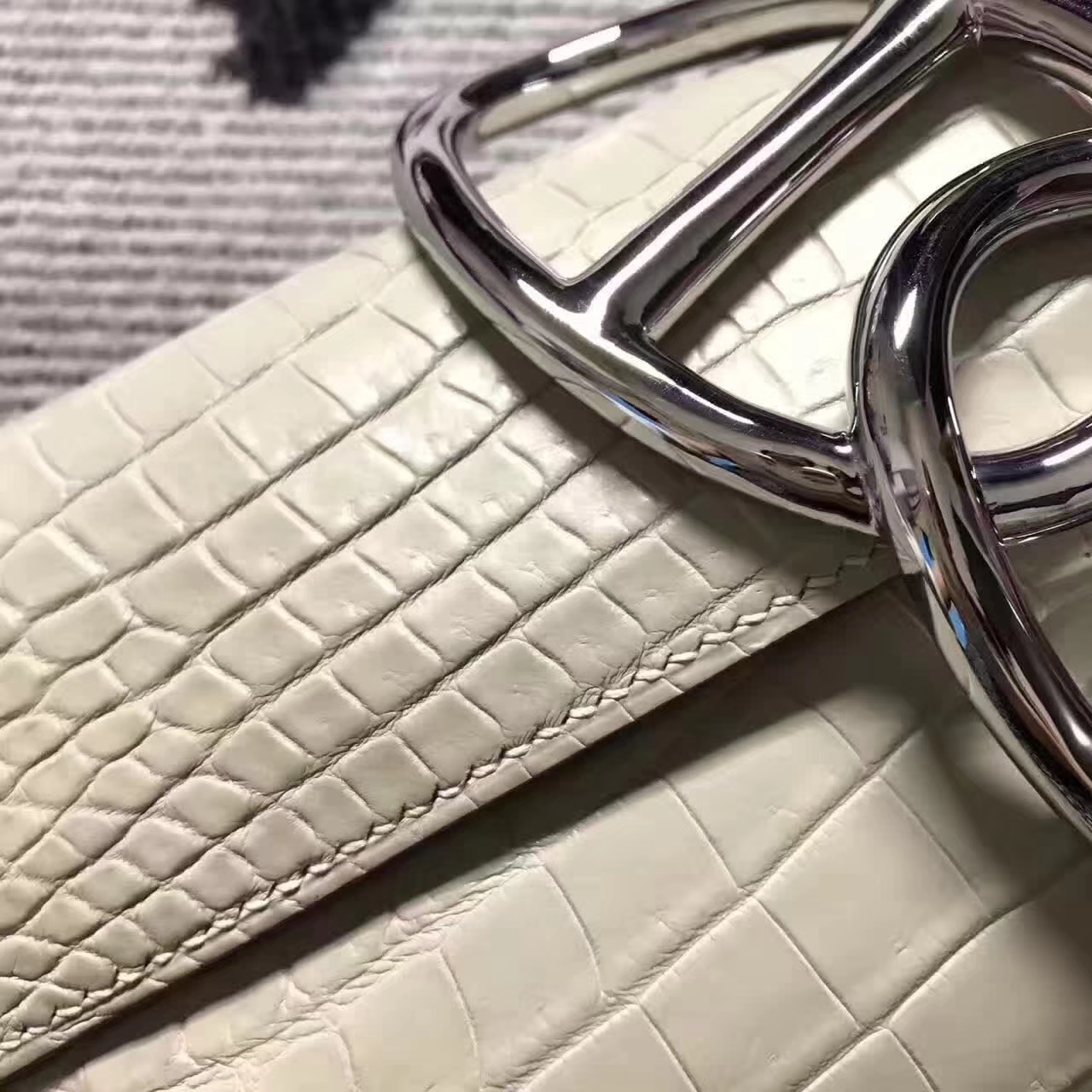 エルメスピッグノーズ財布エルメスエジークリームホワイト輸入クロコダイルレザーイブニングバッグクラッチバッグ