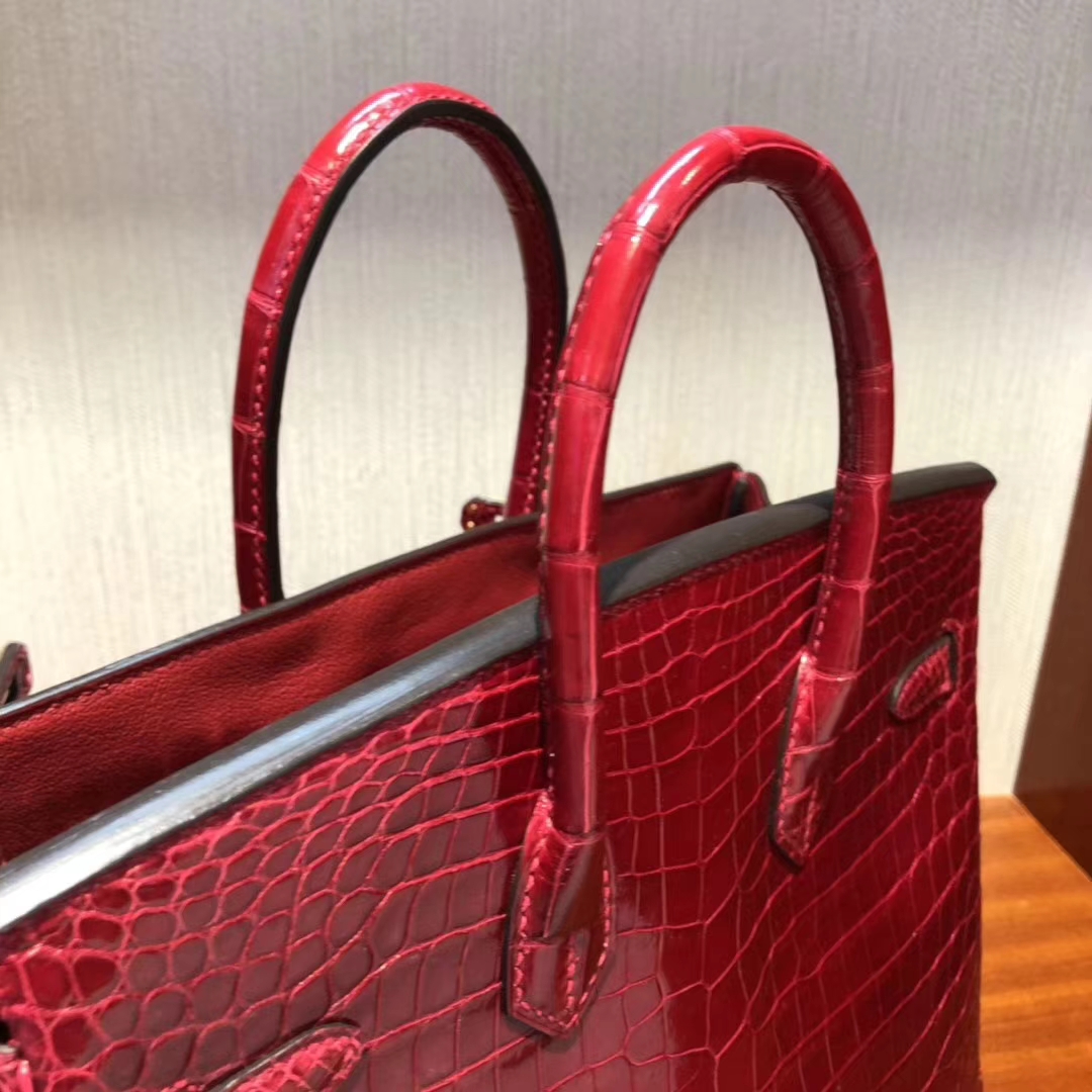 エルメスバッグはいくらですか？エルメスシャイニークロコダイルレザープラチナバッグBirkin25CMゴールドバックル